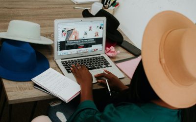 Website Design Elements That Keep Visitors Interested