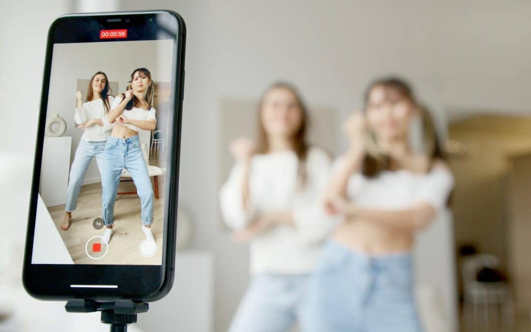 How to Use Short-Form Video to Build Trust Fast (Even If You Have a Small Audience)